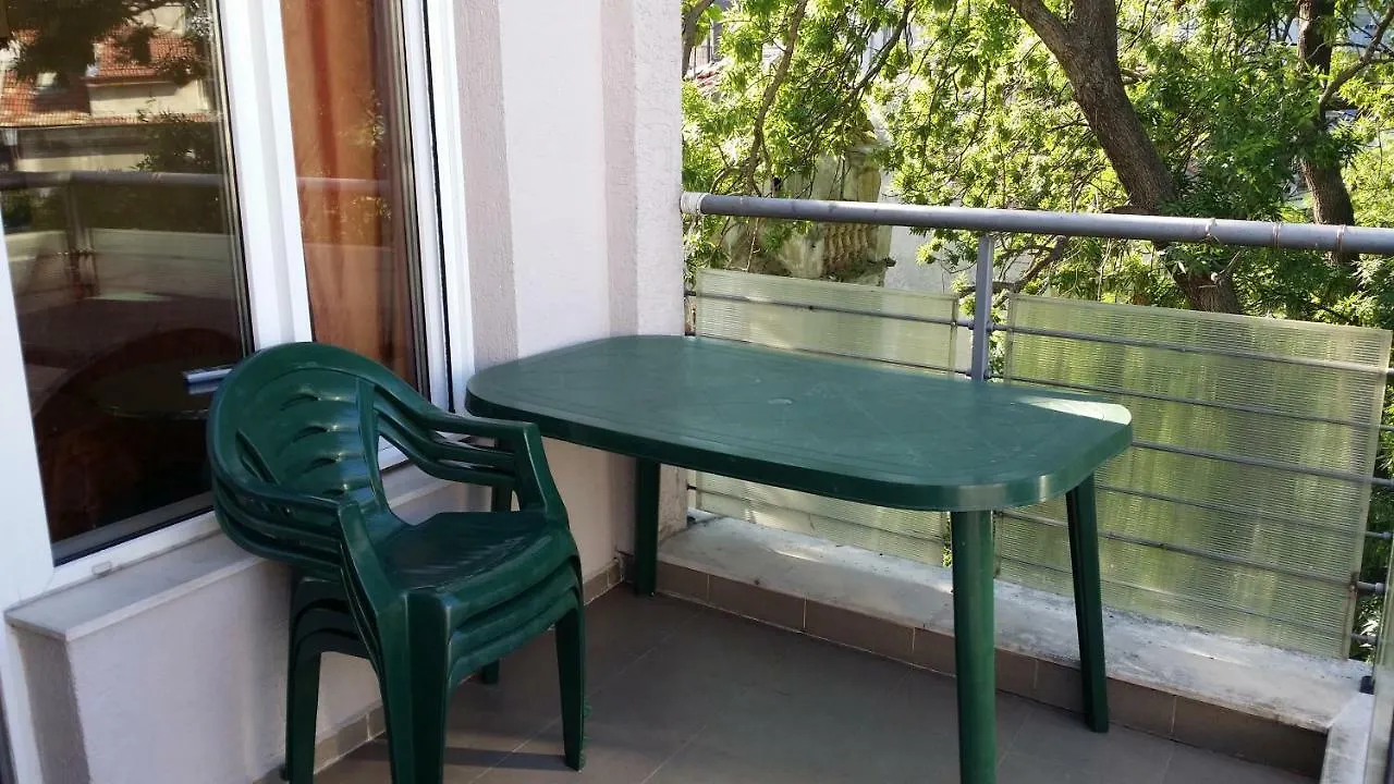 Sunshine Studio Apartman Várna